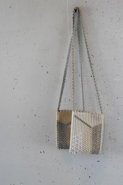 ANTOTE Antonello ant balai piramide phone bag