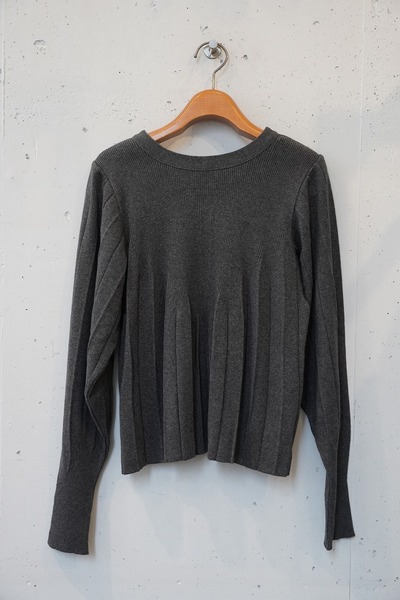 Harikae hari 2025aw pleated top