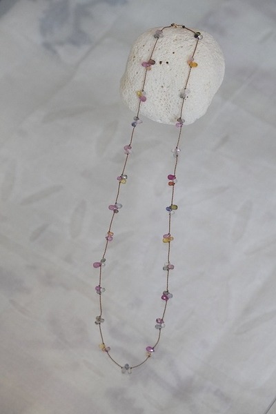 SUNSHINE+CLOUD accessory s+c BERRY NECKLACE RAINBOW SAPPHIRES