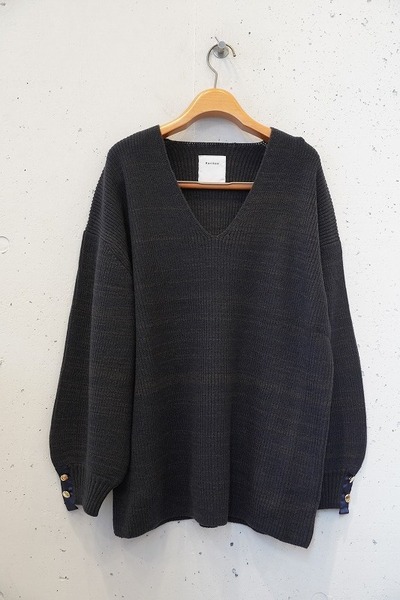 Harikae hari V-neck pullover