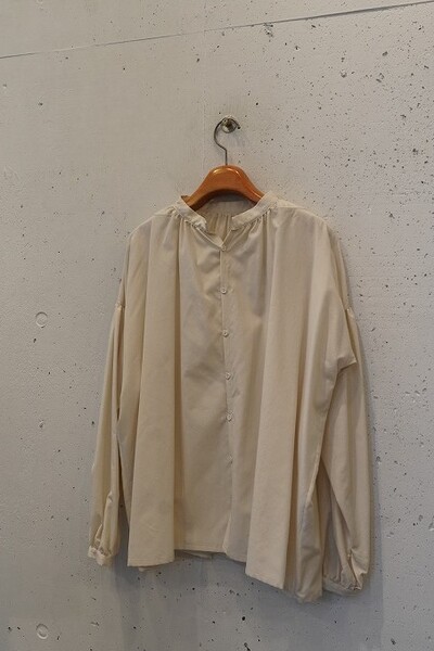 humoresque humo gather blouse
